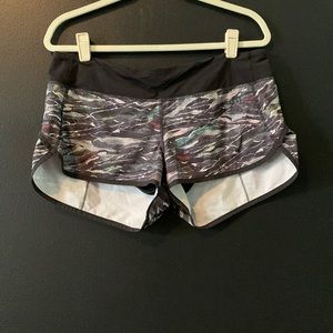 Lululemon Speed Up Short Size 10